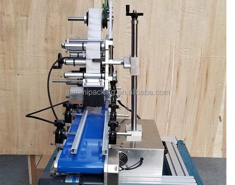 Máquina de etiquetado automático de pegatinas de mesa para bolsas de papel de caja plana