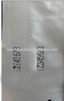 Máquina de impresión eléctrica semiautomática de estampado de fecha y numeración de bolsas de película de papel de aluminio