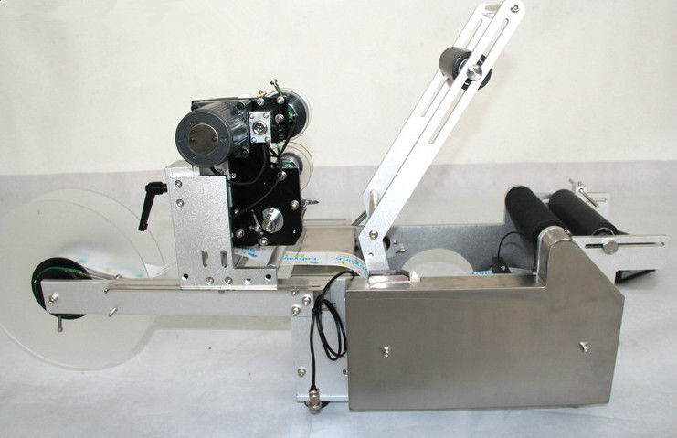 Máquina de etiquetado semiautomática para botellas y frascos redondos de alta calidad MT-50D con codificador de sello caliente