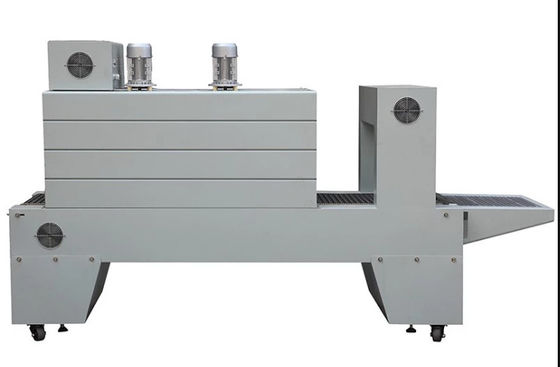 Aplicador de etiquetas de manga automática de PET para el encogimiento del vapor de PVC para la película de estiramiento Máquina automática de etiquetado de manga de encogimiento