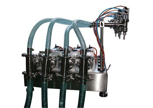 4 cabezas Máquina de embalaje de líquido neumático para champú de aceite de bebida
